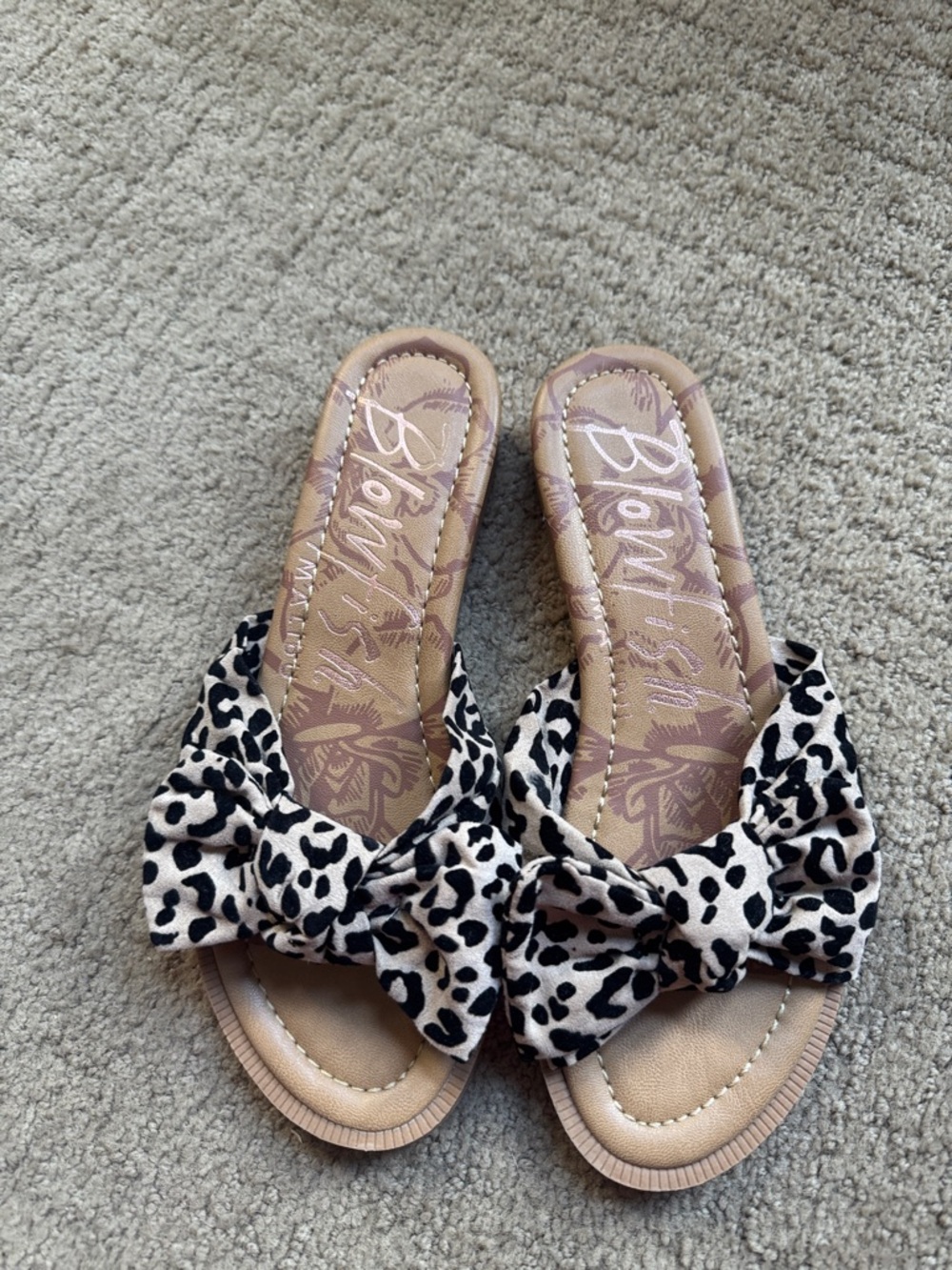 Blowfish Leopard-Print Bow Slide Sandals in Beige and Black